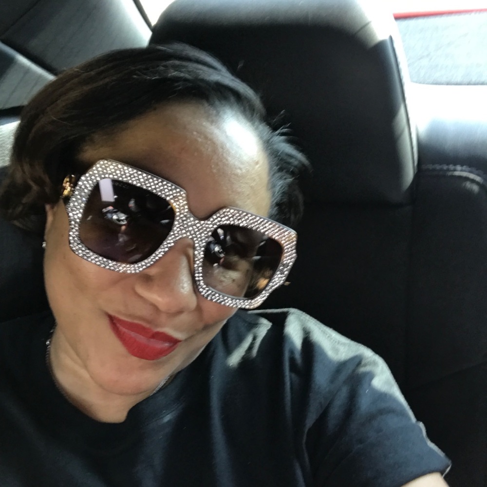 Meet your Posher, Chere